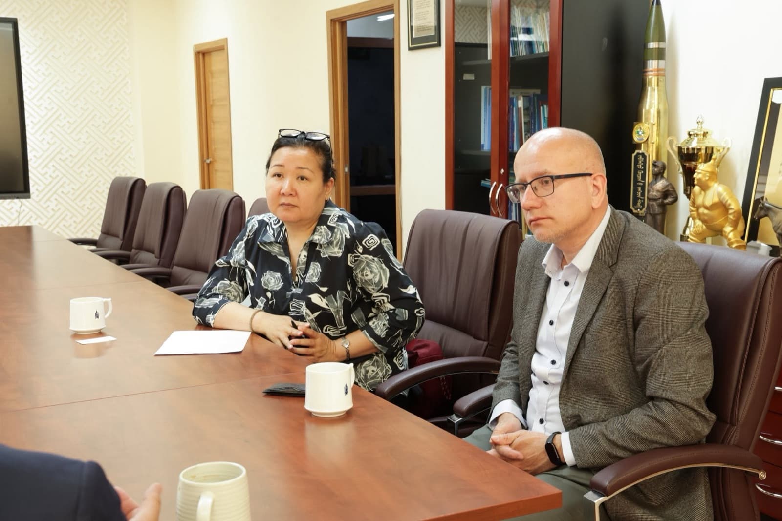 Тэргүүлэгчдийн хуралдаанаар 3 асуудал хэлэлцлээ